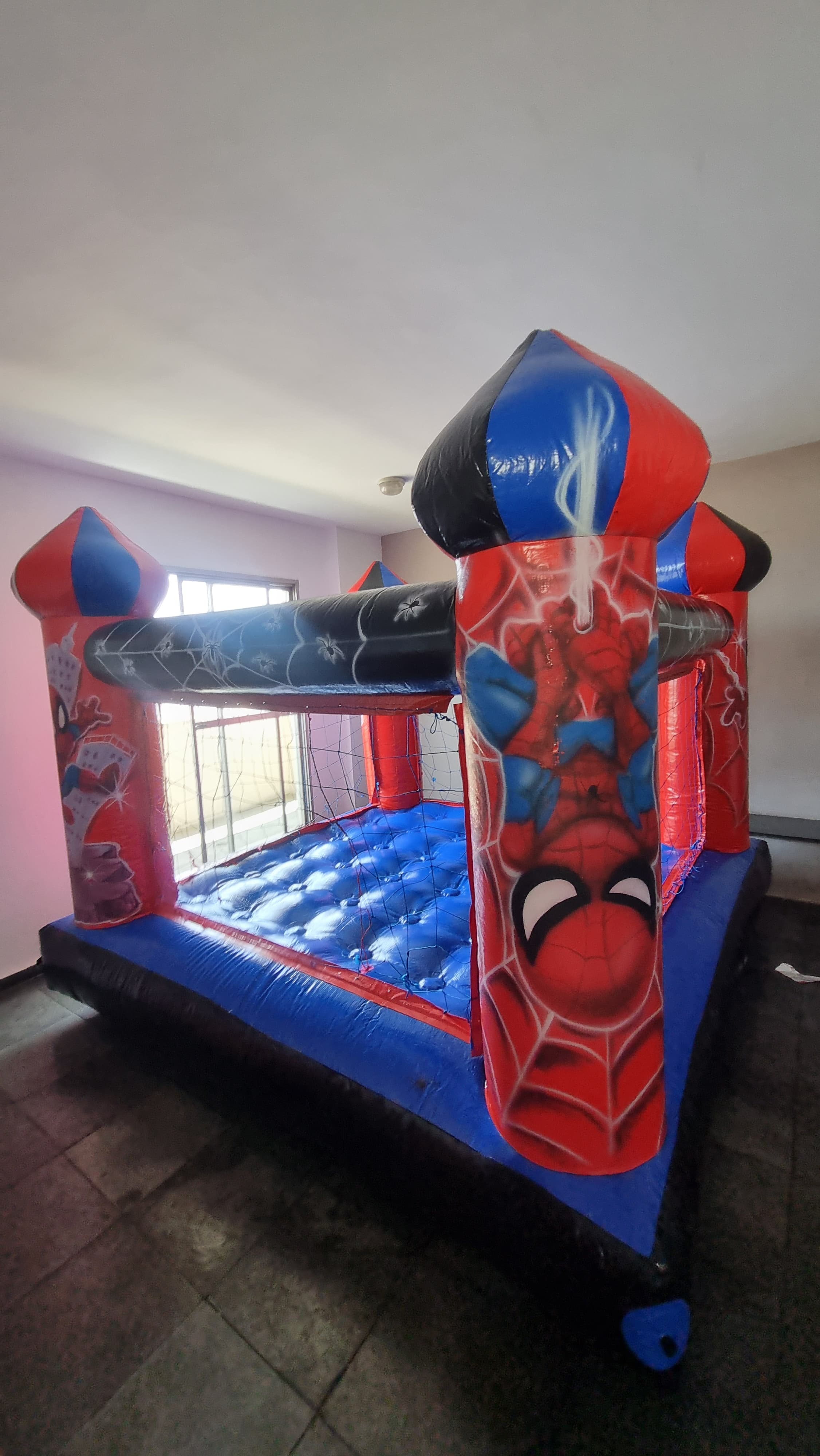Pula Pula Homem-Aranha - foto 1