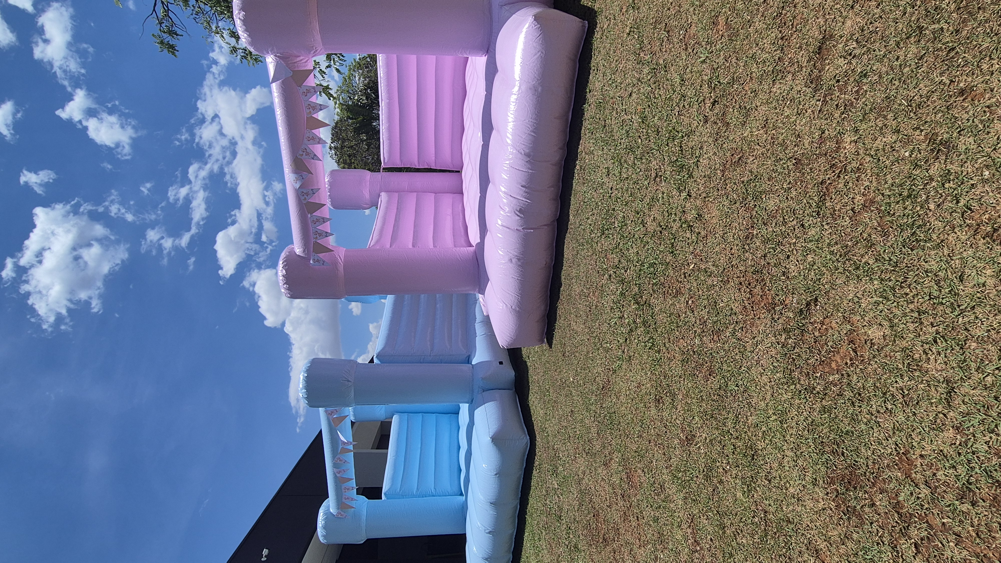 Castelo Inflável Candy Colors – Exclusividade e Encanto para sua Festa - foto 3