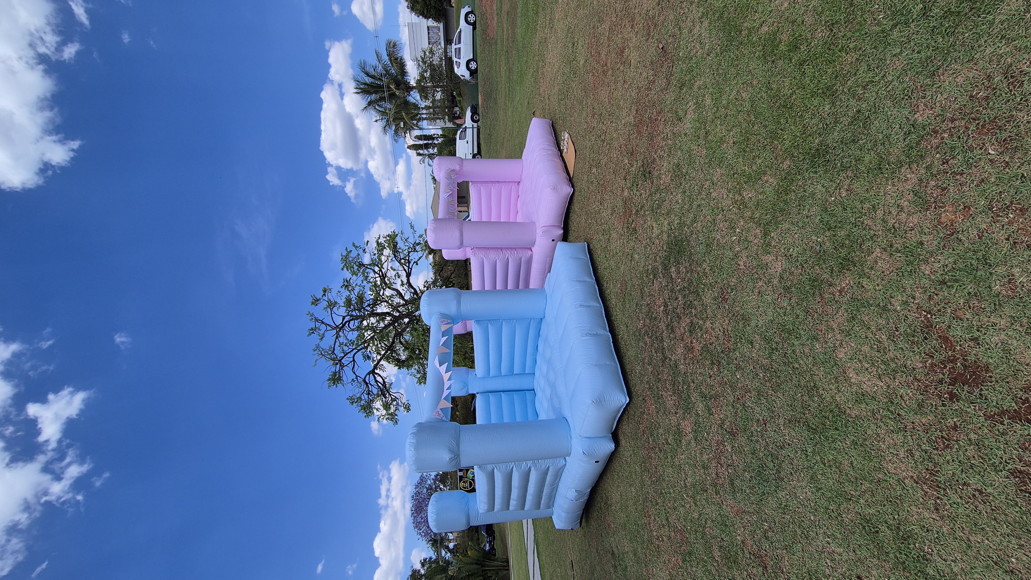 Castelo Inflável Candy Colors – Exclusividade e Encanto para sua Festa - foto 1