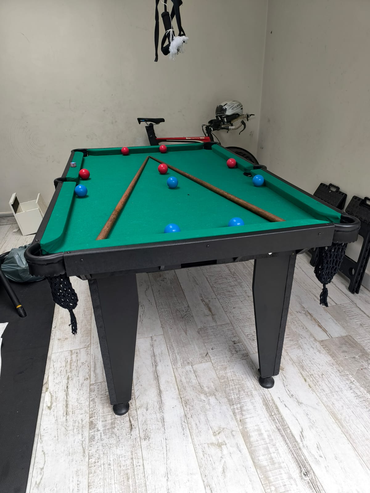 Mesa de Sinuca – Diversão Clássica que Valoriza o Seu Evento - foto 2