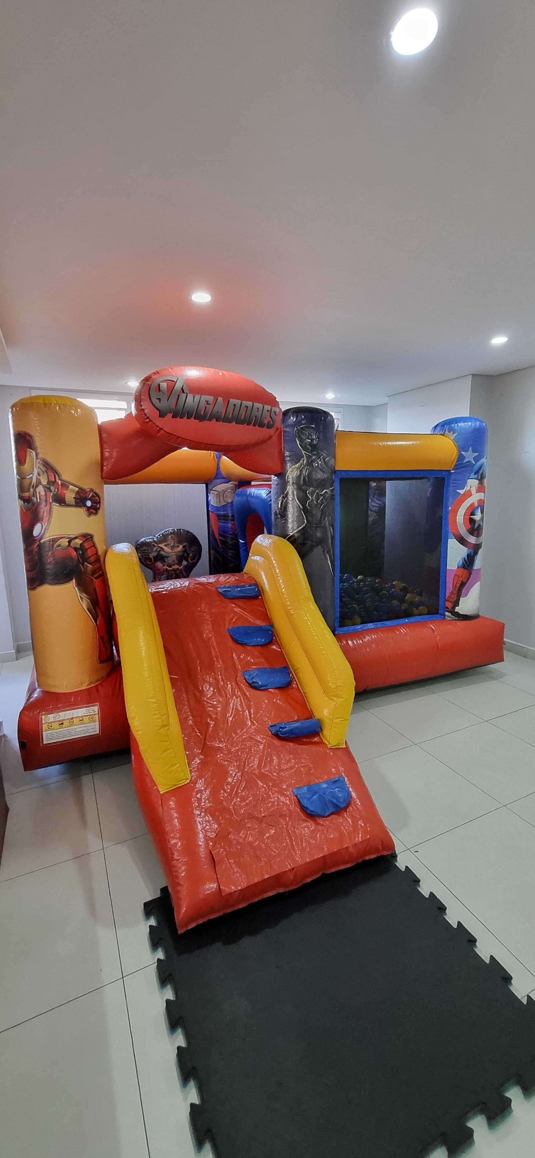Multiplay Vingadores - foto 1
