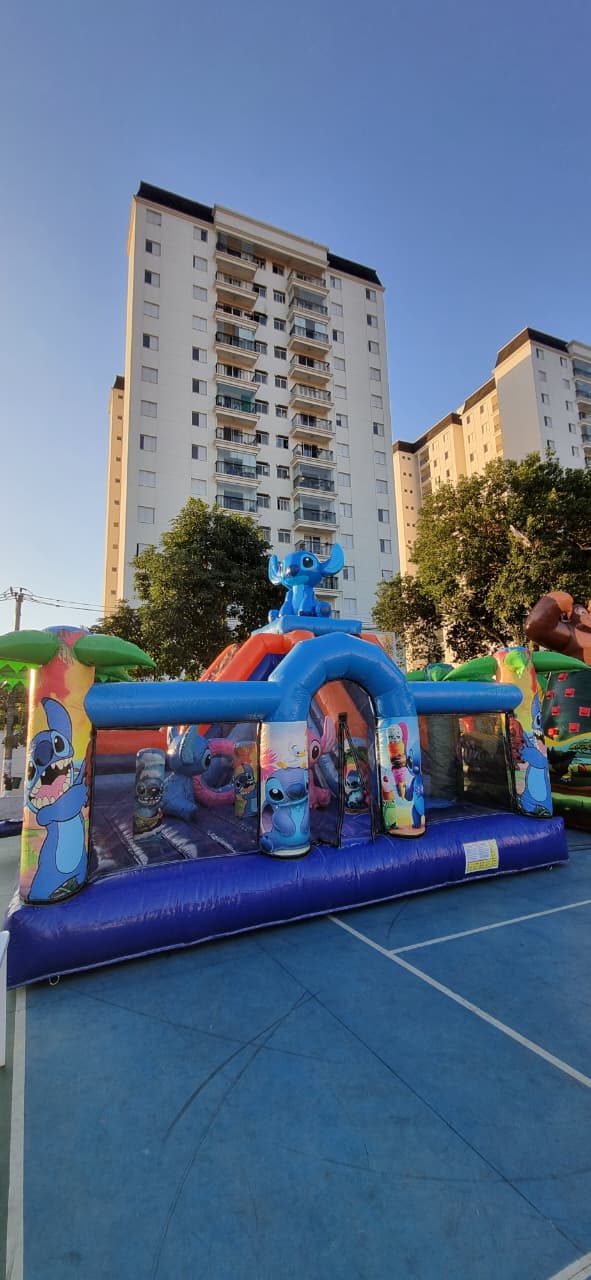 Mega Parque do Stitch – Diversão Gigante para Festas e Eventos - foto 1
