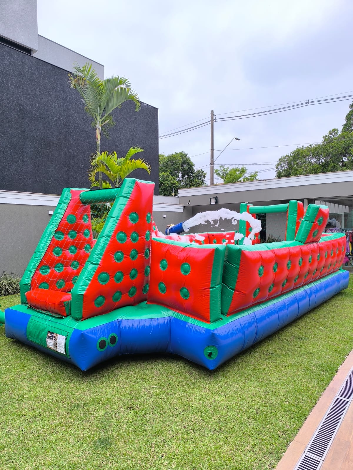 Futebol de Sabão com Canhão de Espuma - foto 3